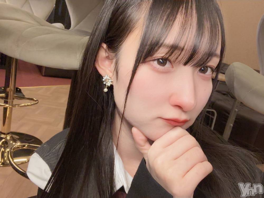 ���ܥ��ʥå��������륺�С����󥫥ե� Home Room(���󥫥ե��ۡ���롼��) ���Ȥ�1��22���̥�֥����ֻ�ư����