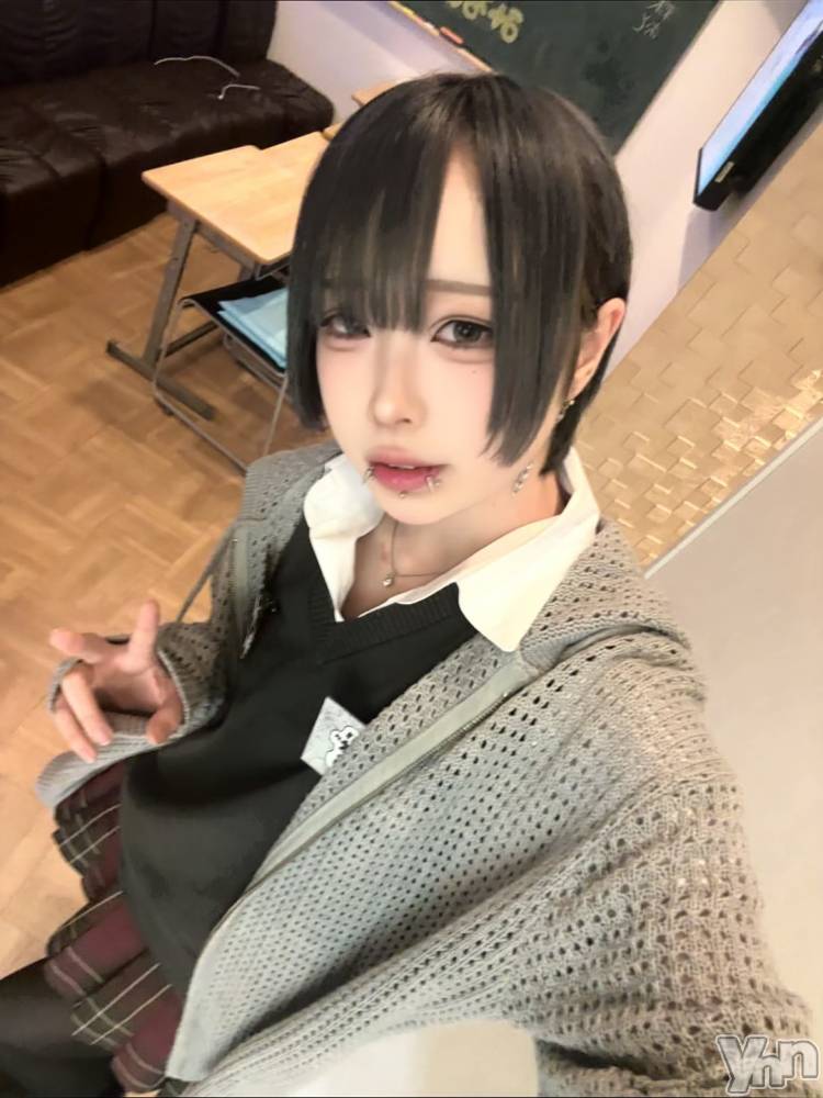 ���ܥ��ʥå��������륺�С����󥫥ե� Home Room(���󥫥ե��ۡ���롼��) ����4��9���̥�֥����֤��ޤ�����