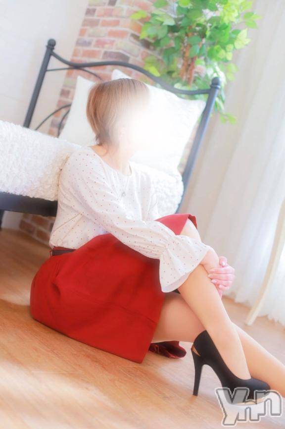 甲府デリヘル甲府人妻城(コウフヒトヅマジョウ)なお(18)の2026年3月16日写メブログ「昼下がりに…」