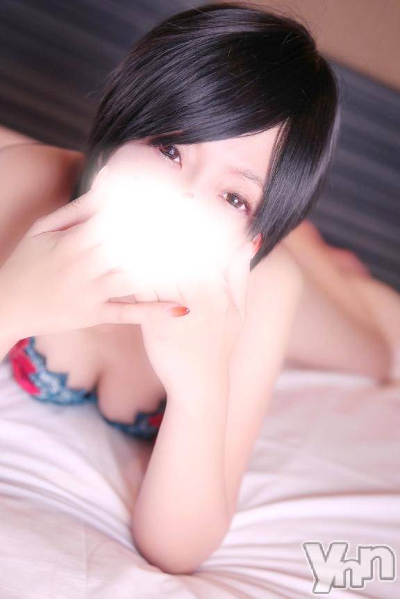 甲府デリヘル甲府人妻城(コウフヒトヅマジョウ)なお(18)の2026年5月5日写メブログ「㊙️…気づいてる…⁉️」
