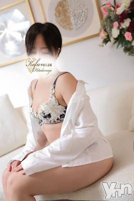 なお(18) 身長130cm、スリーサイズB0(A).W0.H0。甲府デリヘル 甲府人妻城(コウフヒトヅマジョウ)在籍。