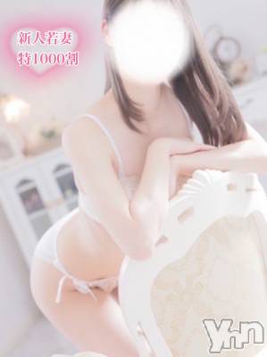 ななせ(26) 身長160cm、スリーサイズB84(D).W56.H83。甲府デリヘル 甲府人妻デリヘル倶楽部(コウフヒトヅマデリヘルクラブ)在籍。