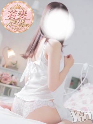 ななせ(26) 身長160cm、スリーサイズB84(D).W56.H83。甲府デリヘル 甲府人妻デリヘル倶楽部(コウフヒトヅマデリヘルクラブ)在籍。