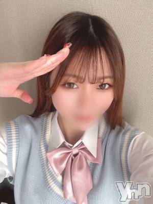 もも(22) 身長159cm、スリーサイズB87(E).W54.H84。甲府ソープ オレンジハウス在籍。