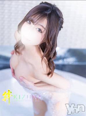 れみか(24) 身長151cm、スリーサイズB88(E).W56.H86。甲府デリヘル 山梨デリヘル　絆　甲府店(ヤマナシデリヘル　キズナ　コウフテン)在籍。