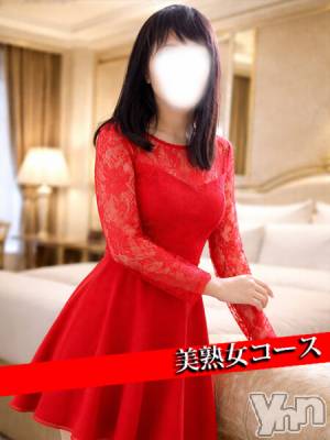 まどか(48) 身長156cm、スリーサイズB88(E).W60.H87。甲府デリヘル 甲府人妻隊(コウフヒトヅマタイ)在籍。