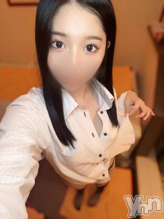 石和ソープ石和クリスタル(イサワクリスタル) りり(20)の4月1日写メブログ「20時～のお兄様へ❣️」