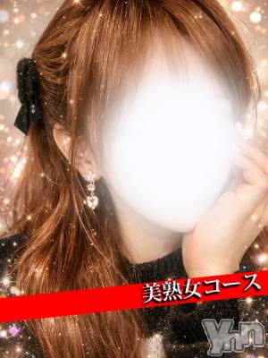 りほ(40) 身長164cm、スリーサイズB91(F).W59.H88。甲府デリヘル 甲府人妻隊(コウフヒトヅマタイ)在籍。