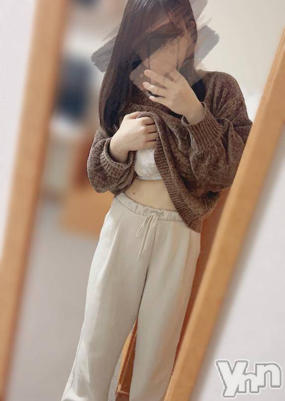 甲府デリヘル甲府人妻城(コウフヒトヅマジョウ)きほ(26)の2026年5月5日写メブログ「退勤してます✊🏻 ̖́-‬」