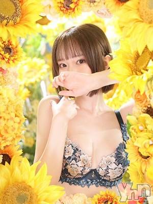 らん(21) 身長159cm、スリーサイズB92(F).W57.H88。甲府ソープ BARUBORA(バルボラ)在籍。