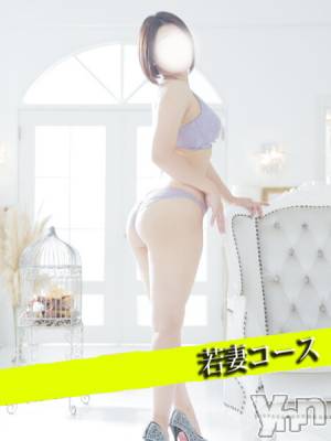 あお(27) 身長158cm、スリーサイズB88(F).W58.H89。甲府デリヘル 甲府人妻隊(コウフヒトヅマタイ)在籍。