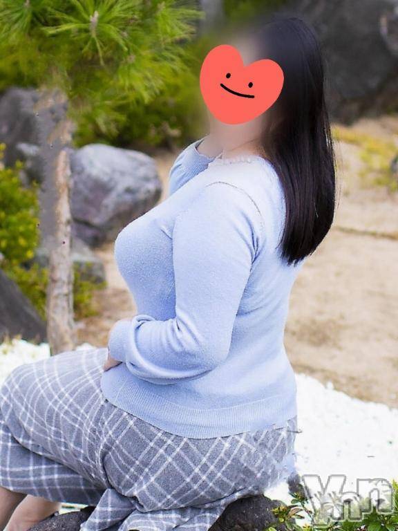 甲府デリヘル甲府人妻隊(コウフヒトヅマタイ) みさえ(43)の6月11日写メブログ「出勤は今日と明日のみ(^^)」