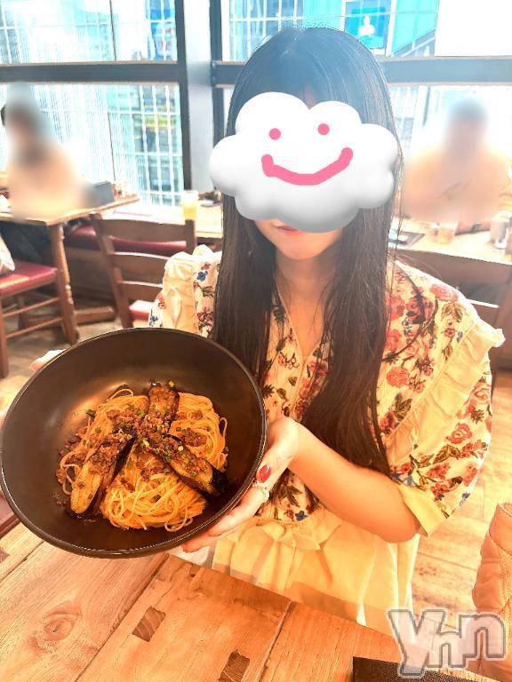 甲府デリヘル甲府人妻城(コウフヒトヅマジョウ)かな(30)の2026年6月27日写メブログ「また服着てるよ..」
