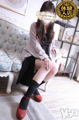 かな(30) 身長163cm、スリーサイズB89(D).W57.H86。甲府デリヘル 甲府人妻城(コウフヒトヅマジョウ)在籍。