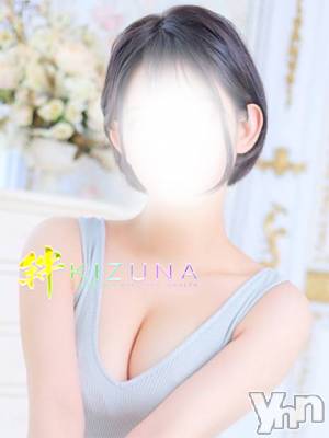 みと(20) 身長153cm、スリーサイズB84(B).W53.H81。甲府デリヘル 山梨デリヘル　絆　甲府店(ヤマナシデリヘル　キズナ　コウフテン)在籍。
