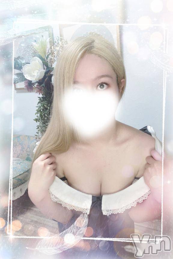 甲府デリヘル甲府人妻城(コウフヒトヅマジョウ)のえる(28)の2026年8月10日写メブログ「🕊💌23時 写真指名 K様」