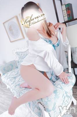 なみ(18) 身長130cm、スリーサイズB0(A).W0.H0。甲府デリヘル 甲府人妻城(コウフヒトヅマジョウ)在籍。