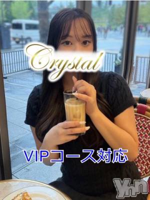 ゆゆ(20) 身長165cm、スリーサイズB92(G以上).W58.H88。石和ソープ 石和クリスタル(イサワクリスタル)在籍。