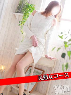 さり(46) 身長168cm、スリーサイズB82(B).W58.H83。甲府デリヘル 甲府人妻隊(コウフヒトヅマタイ)在籍。