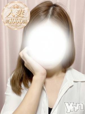 ひとみ【人妻】(36) 身長165cm、スリーサイズB90(E).W57.H88。甲府デリヘル 甲府人妻デリヘル倶楽部(コウフヒトヅマデリヘルクラブ)在籍。