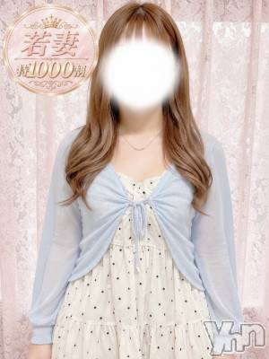 ひなの【若妻】(21) 身長160cm、スリーサイズB80(C).W57.H86。甲府デリヘル 甲府人妻デリヘル倶楽部(コウフヒトヅマデリヘルクラブ)在籍。
