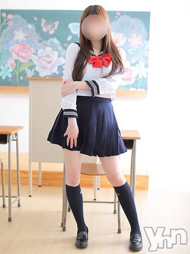 甲府デリヘル(ラブクローバー)の2026年9月4日お店速報「未経験！美形女学生系「ももちゃん（20）」入店♪」