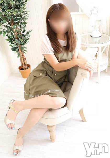 甲府デリヘル(ラブクローバー)の2022年9月23日お店速報「アパレル美女系「ゆりちゃん（26）」入店」