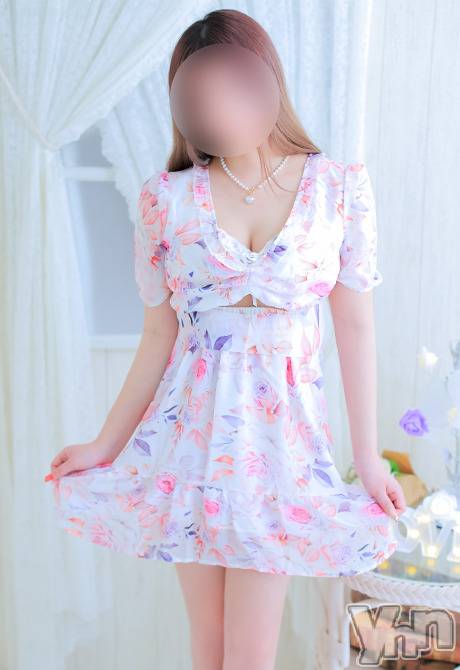 甲府デリヘル(ラブクローバー)の2023年2月8日お店速報「容姿抜群モデル美女系「じゅりちゃん（22）」入店」