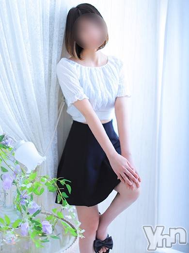 甲府デリヘル(ラブクローバー)の2023年8月15日お店速報「淫乱敏感！美魔女系「れんかちゃん（25）」入店」