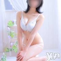 甲府デリヘル LOVE CLOVER(ラブクローバー)の10月15日お店速報「美形！エロ女学生系「みなとちゃん（20）」入店」