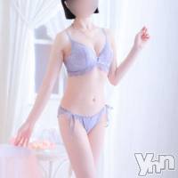 甲府デリヘル LOVE CLOVER(ラブクローバー)の11月3日お店速報「敏感！癒しのモデル系「ひめの（22）」入店♪」