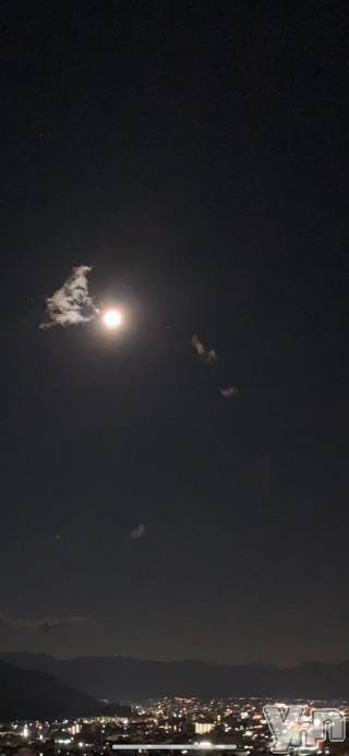 甲府デリヘルLOVE CLOVER(ラブクローバー)いずみ(25)の2020年1月16日写メブログ「出勤です?」