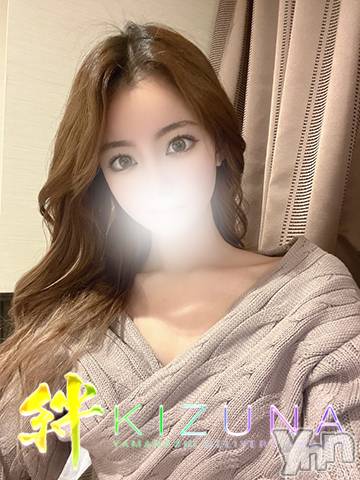 甲府デリヘル(ヤマナシデリヘル　キズナ　コウフテン)の2023年4月17日お店速報「笑顔がキュートなスレンダー美女！！！
」