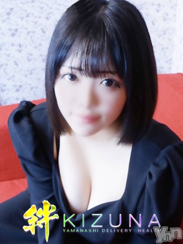 甲府デリヘル(ヤマナシデリヘル　キズナ　コウフテン)の2023年6月11日お店速報「Eカップ未経験美少女！！
」