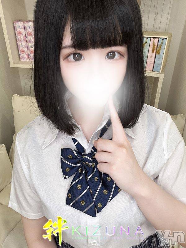 甲府デリヘル(ヤマナシデリヘル　キズナ　コウフテン)の2023年8月22日お店速報「FカップHな女子大生!!!」