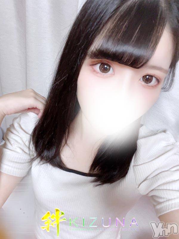 甲府デリヘル(ヤマナシデリヘル　キズナ　コウフテン)の2023年9月13日お店速報「Hな美乳スレンダー美少女!!」