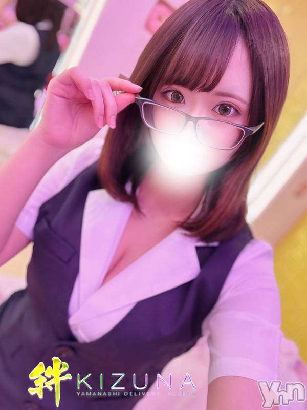 甲府デリヘル(ヤマナシデリヘル　キズナ　コウフテン)の2024年8月11日お店速報「うぶなHカップ美少女！！」