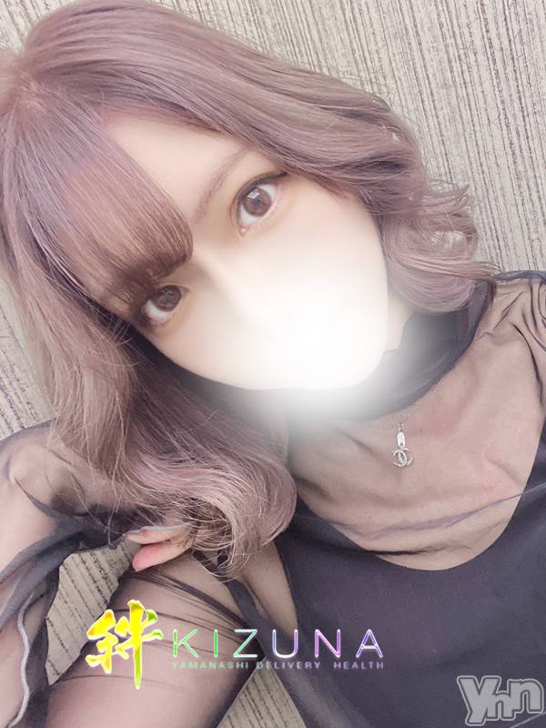 甲府デリヘル(ヤマナシデリヘル　キズナ　コウフテン)の2024年11月25日お店速報「〈神引き確定〉歴代最強クラススレンダー美女！！！」