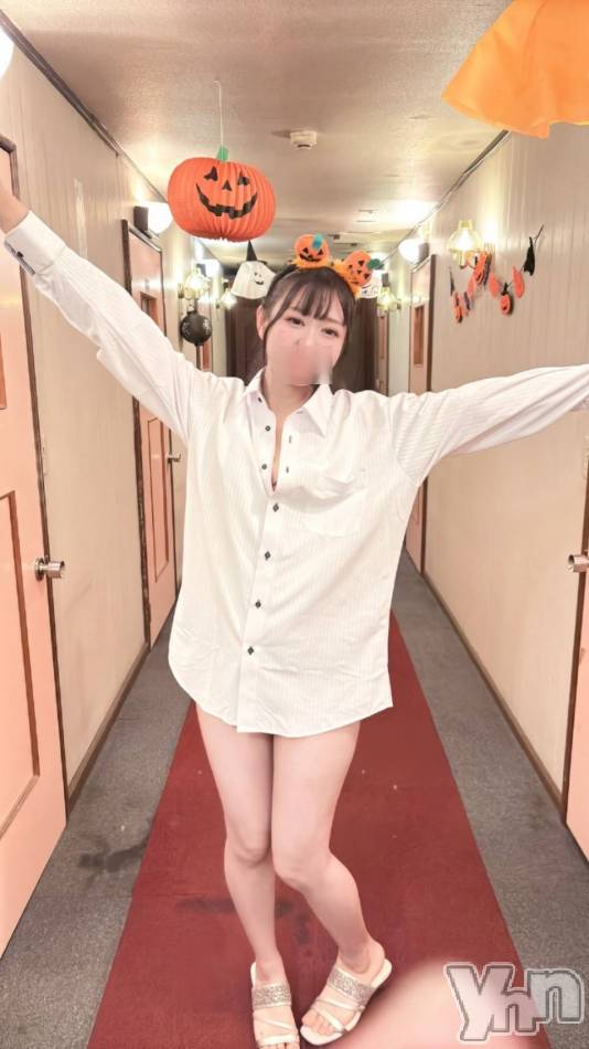 石和ソープ(イサワクリスタル)の2024年10月10日お店速報「人気急上昇中のドМさん🌟（にも）さんのご紹介です🌟」