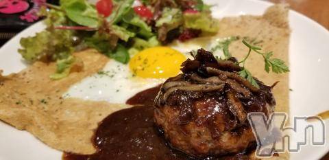 甲府デリヘル山梨奥さま食堂(ヤマナシオクサマショクドウ) ほたる(26)の8月14日写メブログ「22時からです.*･ﾟ(*º∀º*).ﾟ･*.」