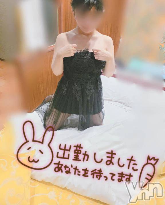 甲府デリヘルLOVE CLOVER(ラブクローバー)ちかこ(31)の2026年10月17日写メブログ「キスしながら……♡」