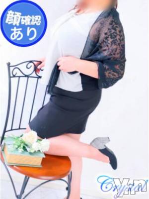 美沙(25) 身長150cm、スリーサイズB108(F).W82.H98。石和ソープ 石和クリスタル(イサワクリスタル)在籍。