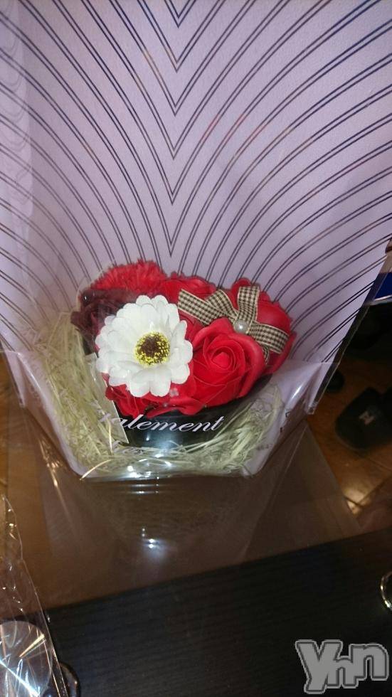 甲府デリヘル山梨人妻デリヘルNoと言えない女達(ヤマナシヒトヅマデリヘルノートイエナイオンナタチ) えれな(27)の12月21日写メブログ「ハッピーキス」