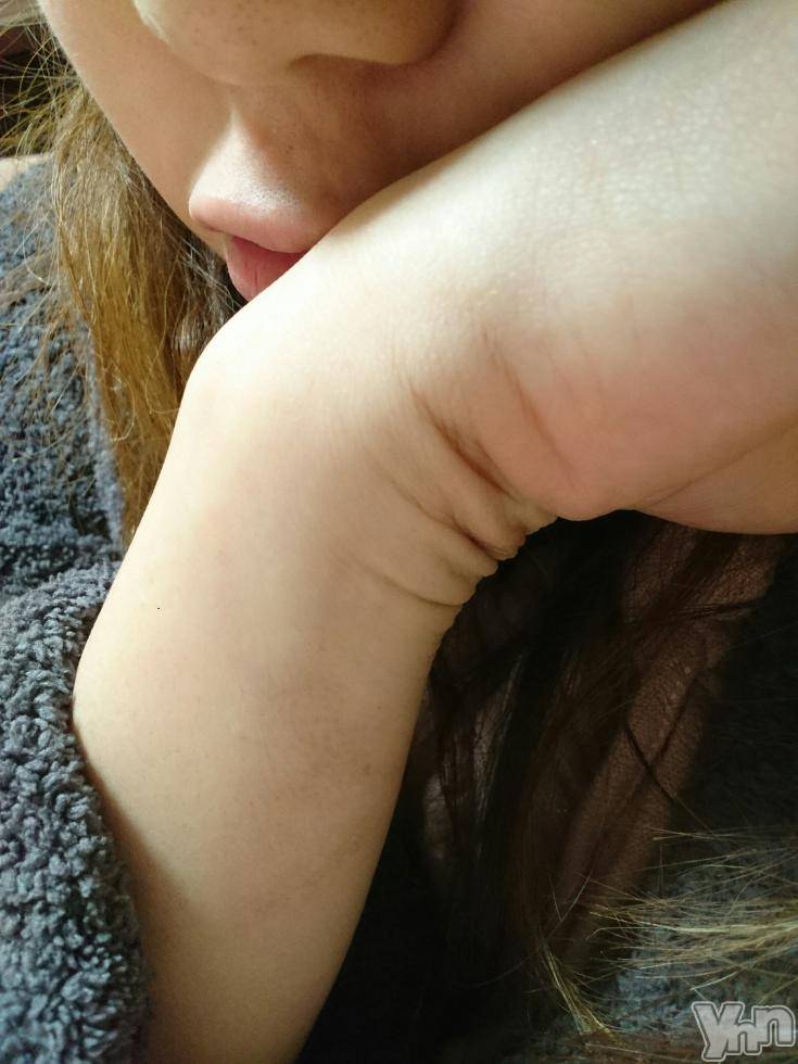 甲府デリヘル山梨人妻デリヘルNoと言えない女達(ヤマナシヒトヅマデリヘルノートイエナイオンナタチ) えれな(27)の2月26日写メブログ「変な時間に」