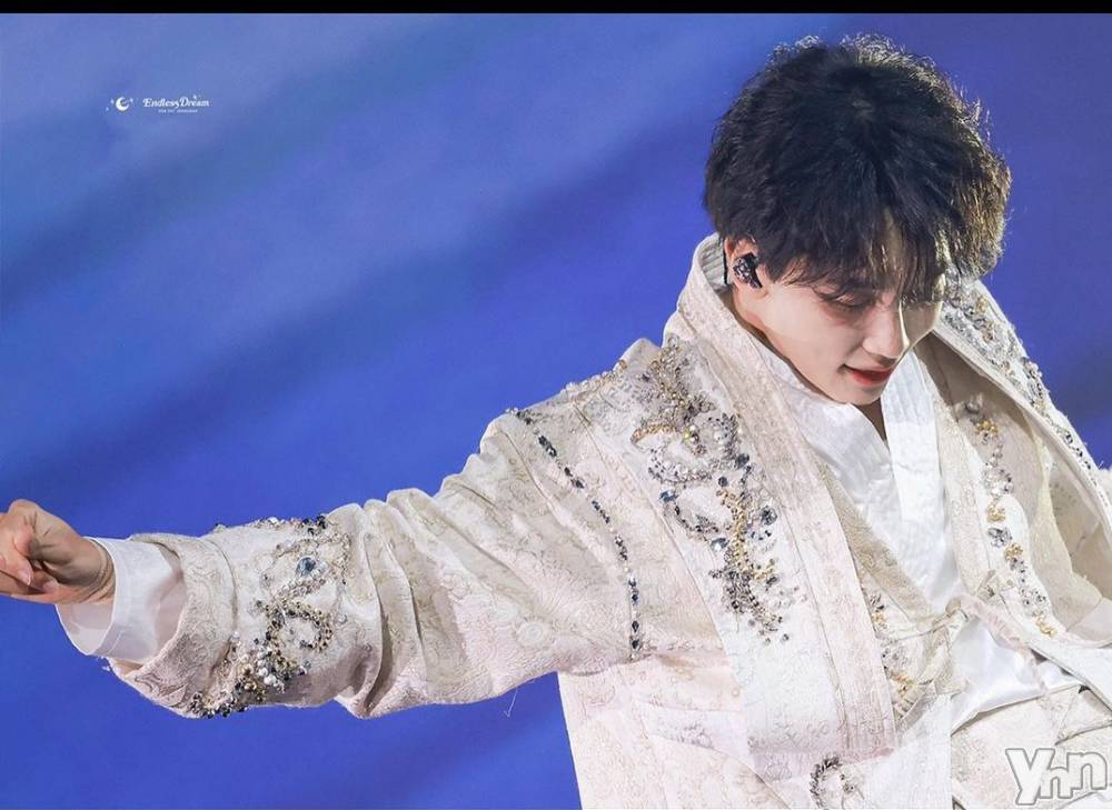 ���ܥ���Х��顦�����Entertainment Club HANA��BUSA(���󥿡��ƥ����ȥ���֡��ϥʥ֥�) ������11��18���̥�֥�����🤩��