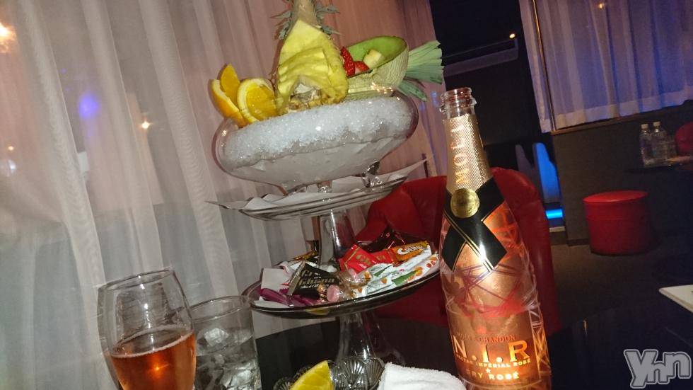 ���ܥ���Х��顦�����Entertainment Club HANA��BUSA(���󥿡��ƥ����ȥ���֡��ϥʥ֥�) ��2018ǯ5��30���̥�֥����֤ˤ���