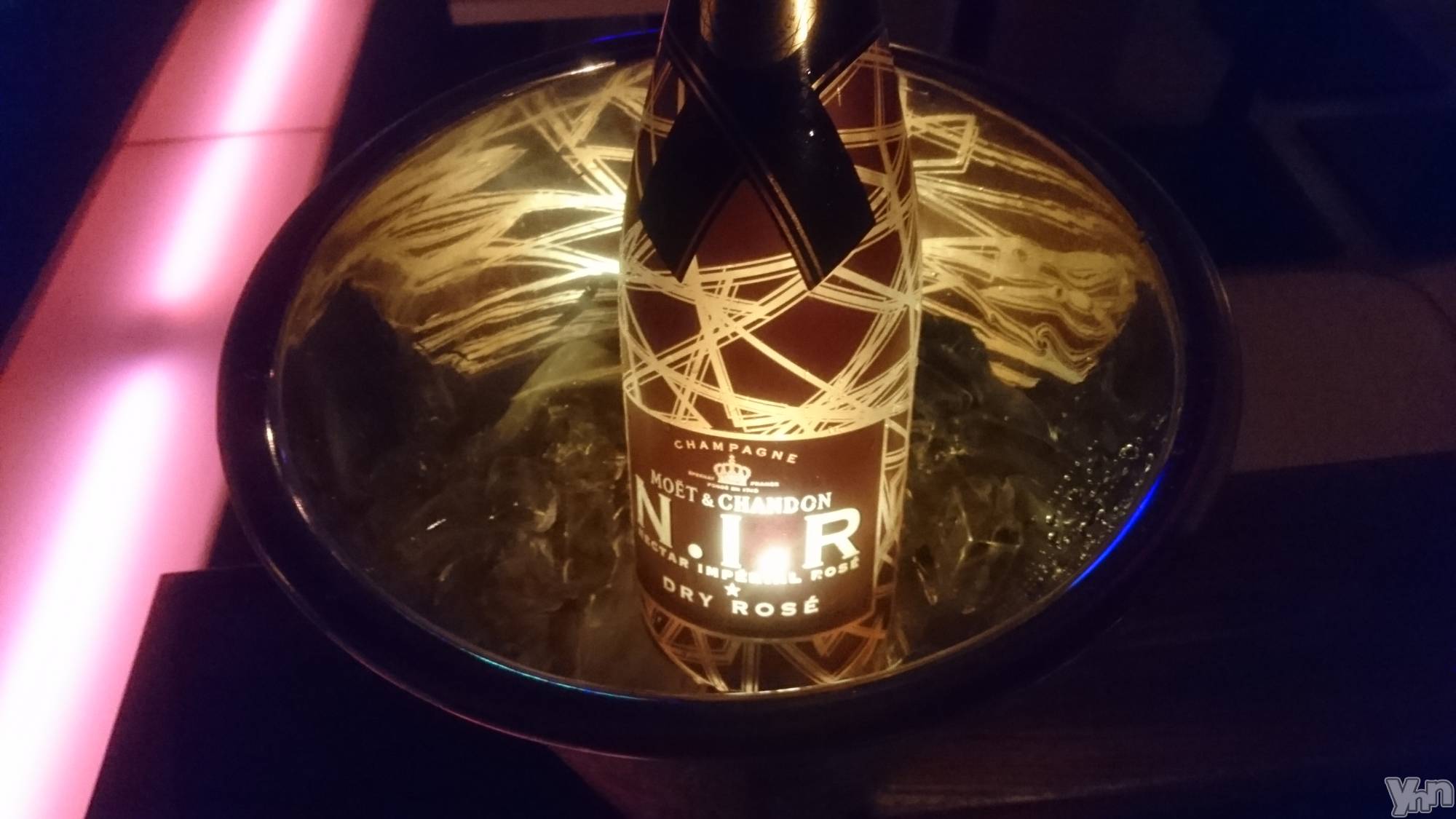 ���ܥ���Х��顦�����Entertainment Club HANA��BUSA(���󥿡��ƥ����ȥ���֡��ϥʥ֥�) ��2020ǯ6��26���̥�֥����֤����