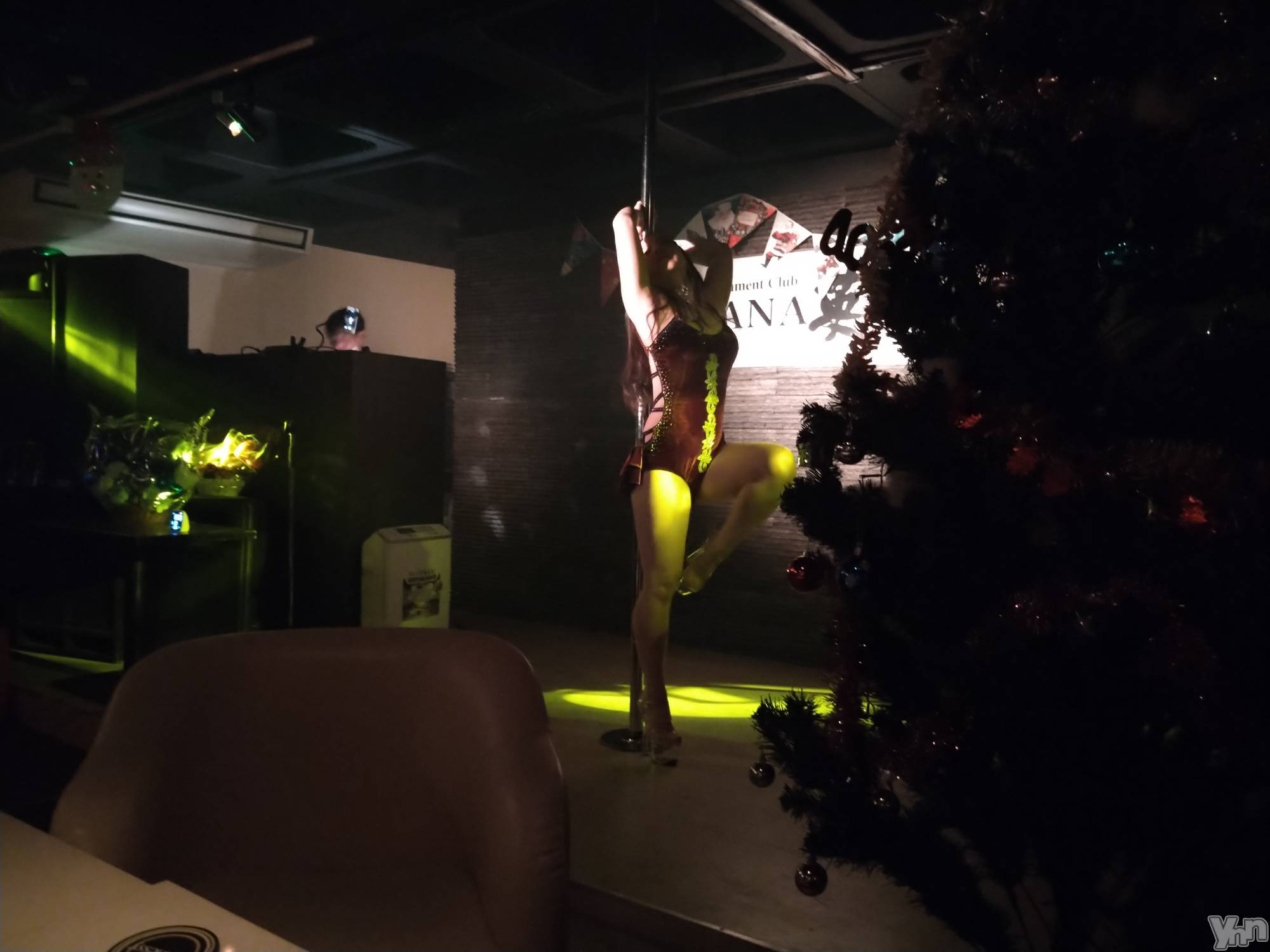 ���ܥ���Х��顦�����Entertainment Club HANA��BUSA(���󥿡��ƥ����ȥ���֡��ϥʥ֥�) ��2021ǯ12��4���̥�֥�����PaulDancer��