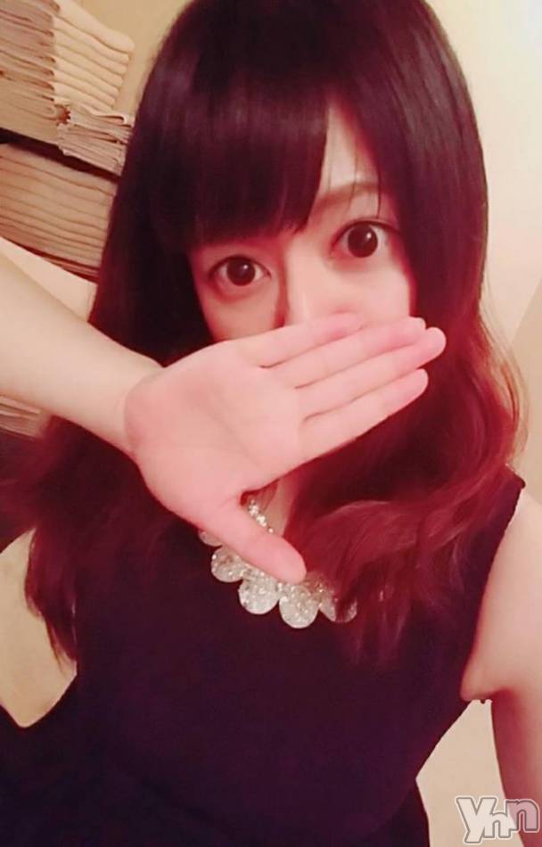 甲府ソープ(バルボラ)の2018年10月6日お店速報「マイペース+雰囲気＝大人の色気！『みおちゃん』ご入店　はなちゃん再出勤！」