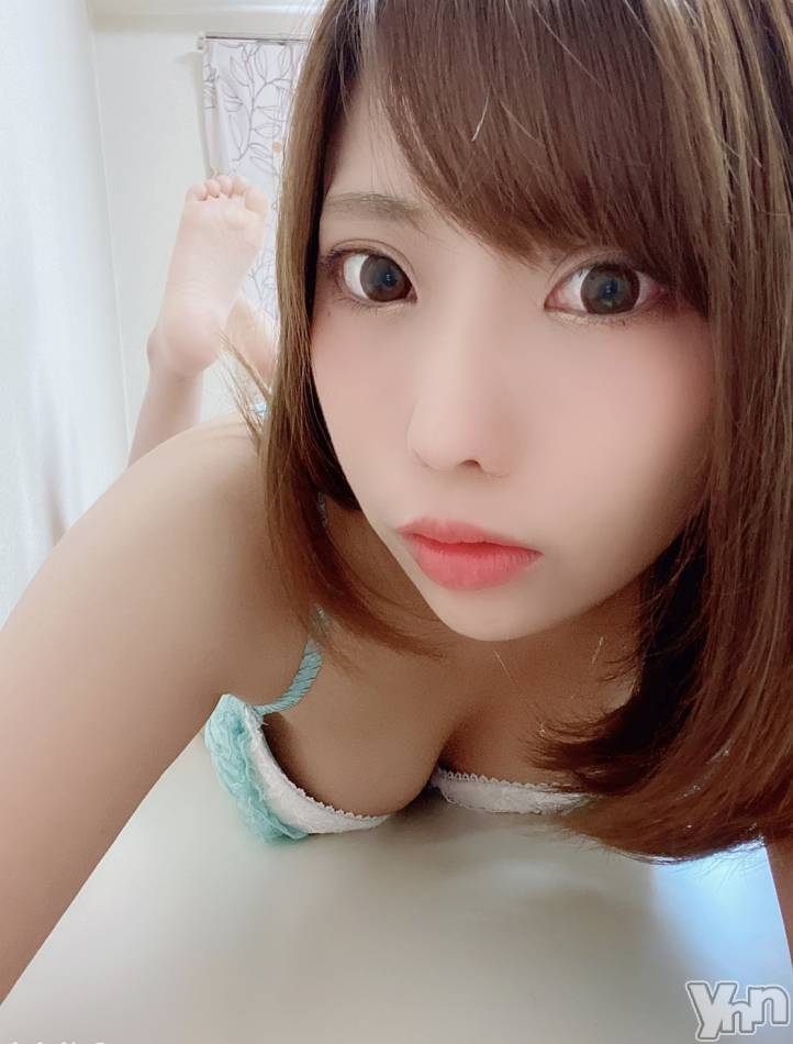 甲府ソープ(バルボラ)の2020年11月4日お店速報「即惚れ必至！極上美少女のエッチなカラダ『まりちゃん』」